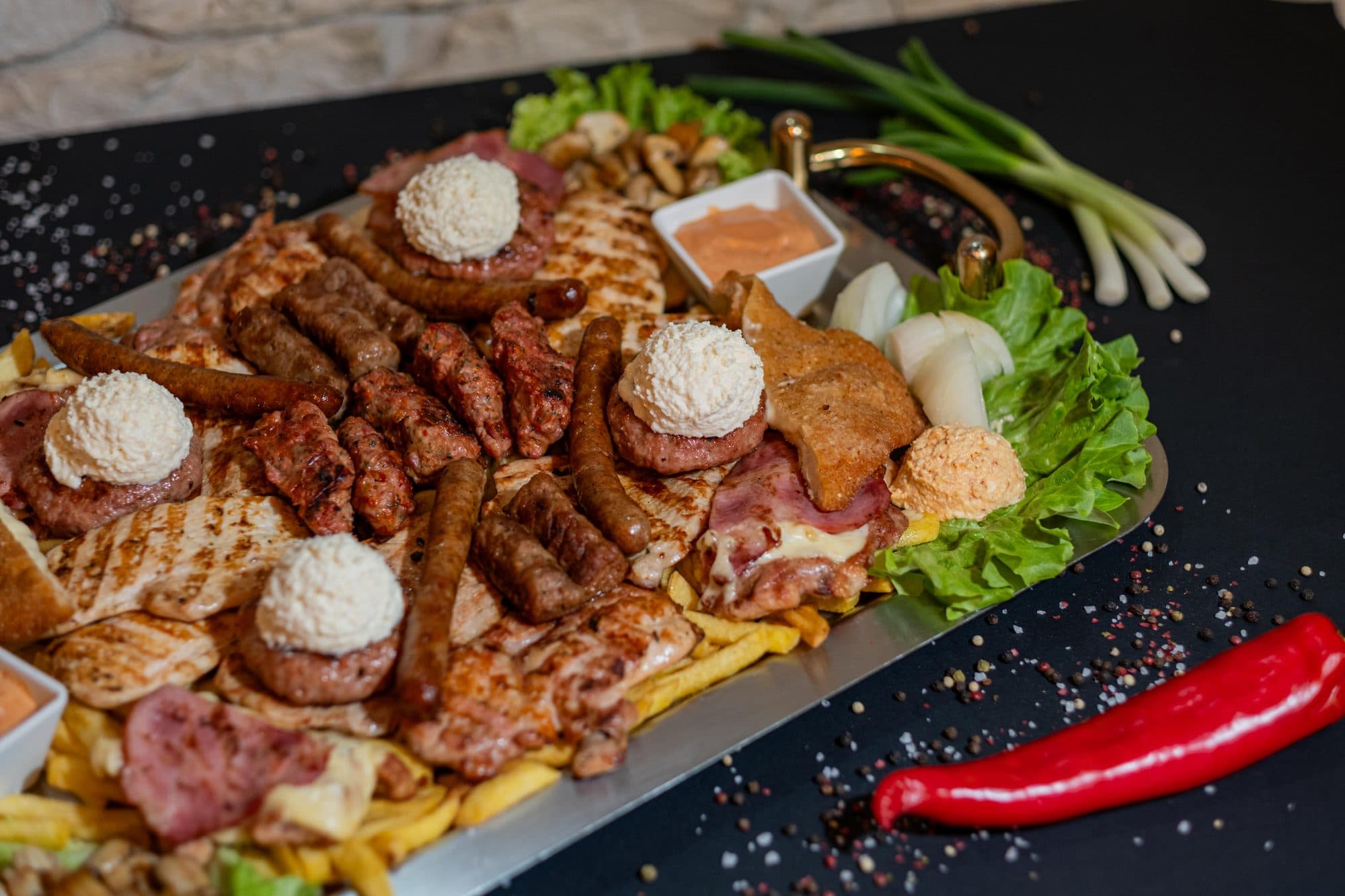 Restoran Pastir Kanjon — roštilj i rafting na Vrbasu
