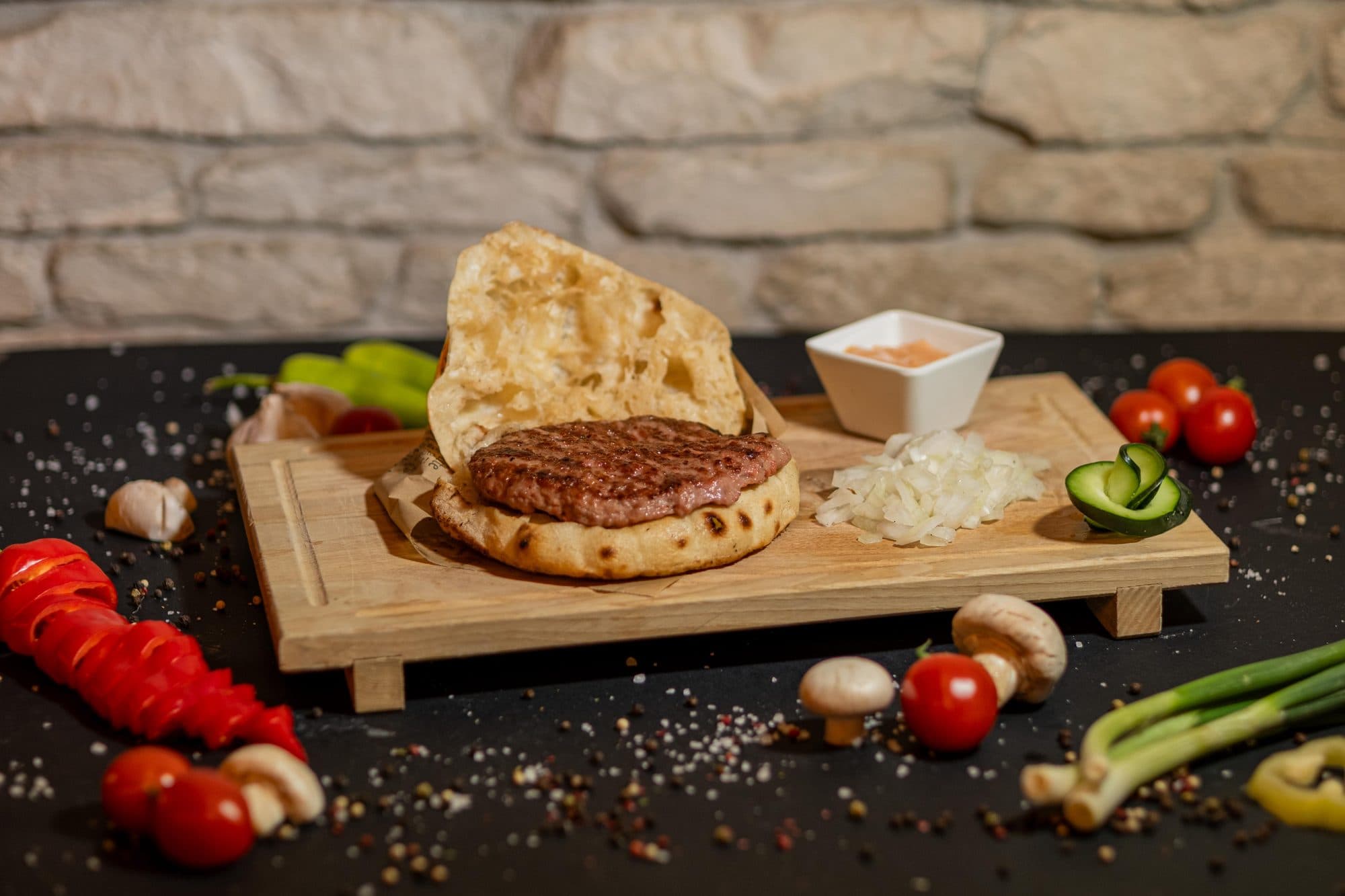 Pljeskavica u lepinji (150 gr)