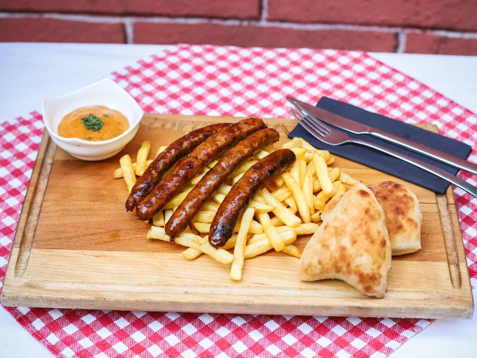 Roštiljska kobasica (4 kom, 250 gr)
